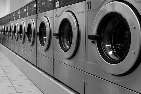 Scale control for laundry machines